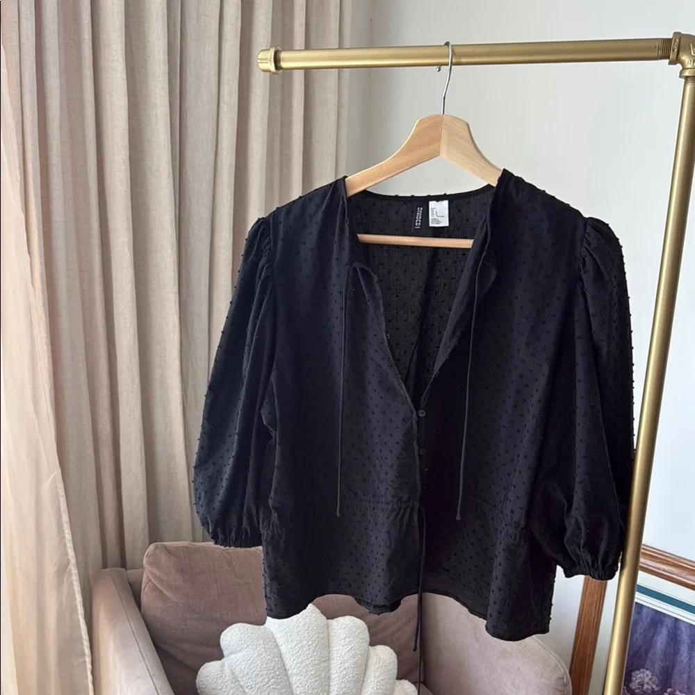 H&M Black Textured Blouse Size L - Picture 5 of 11